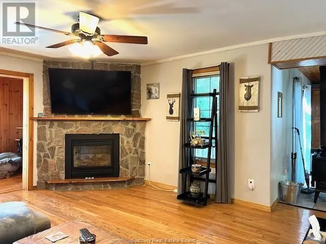 22B Champagne Avenue