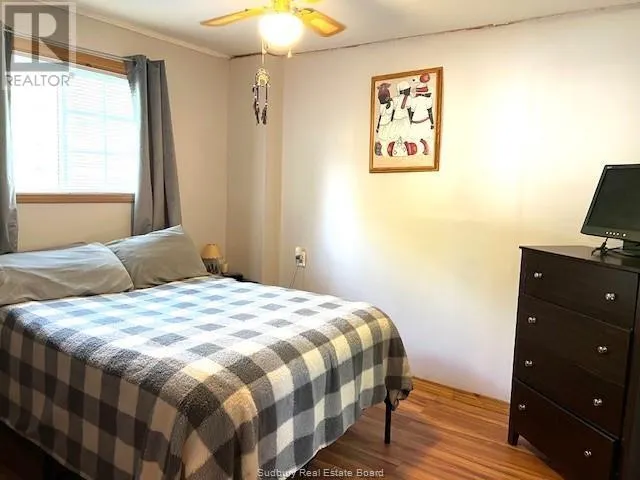 22B Champagne Avenue