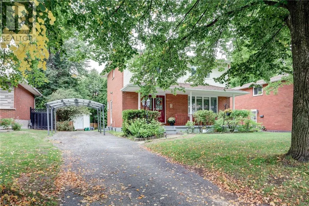 697 Camelot Drive