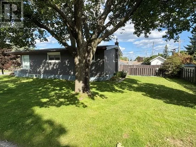 561 Willard Avenue