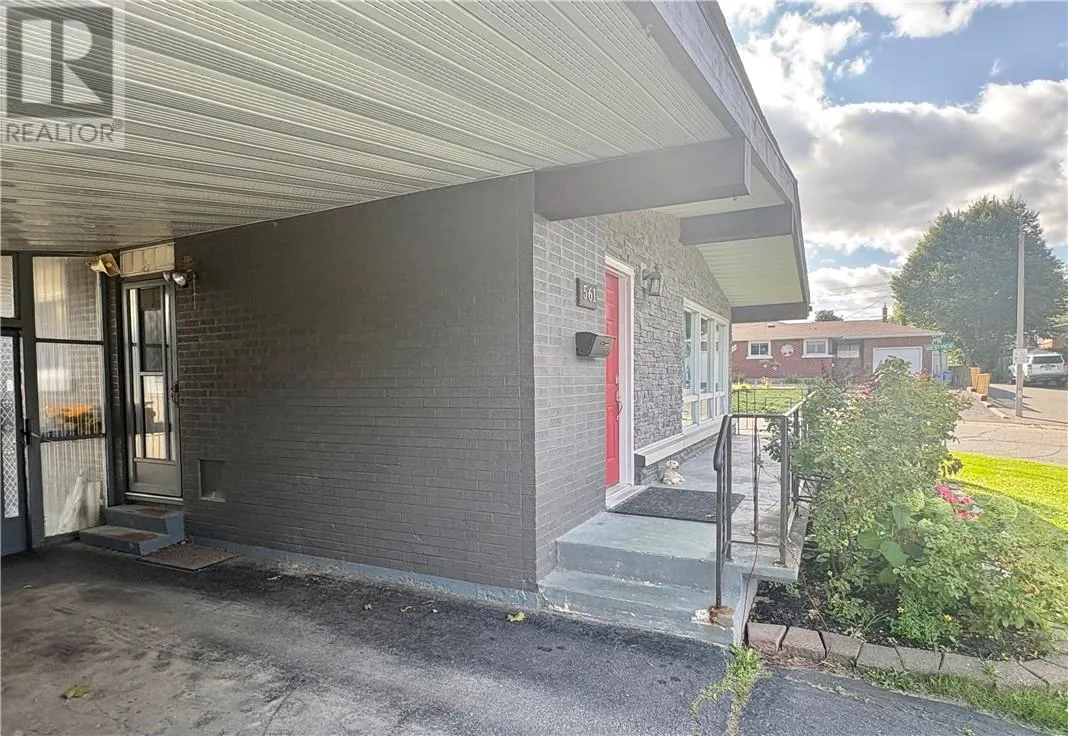 561 Willard Avenue