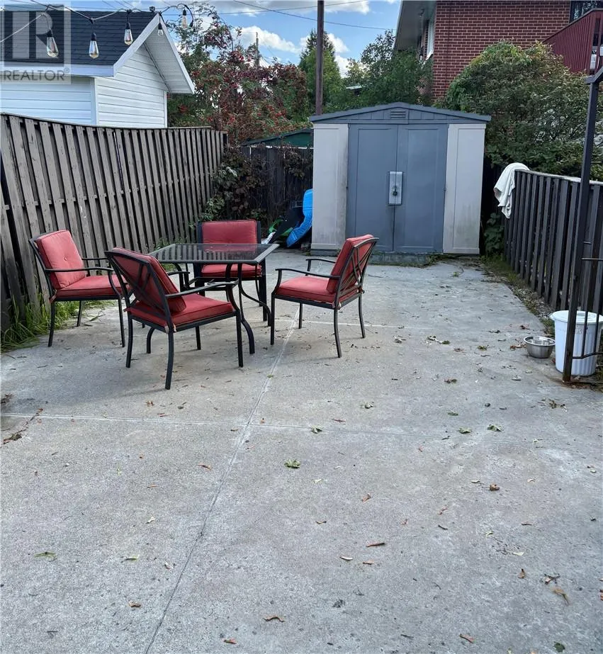 561 Willard Avenue