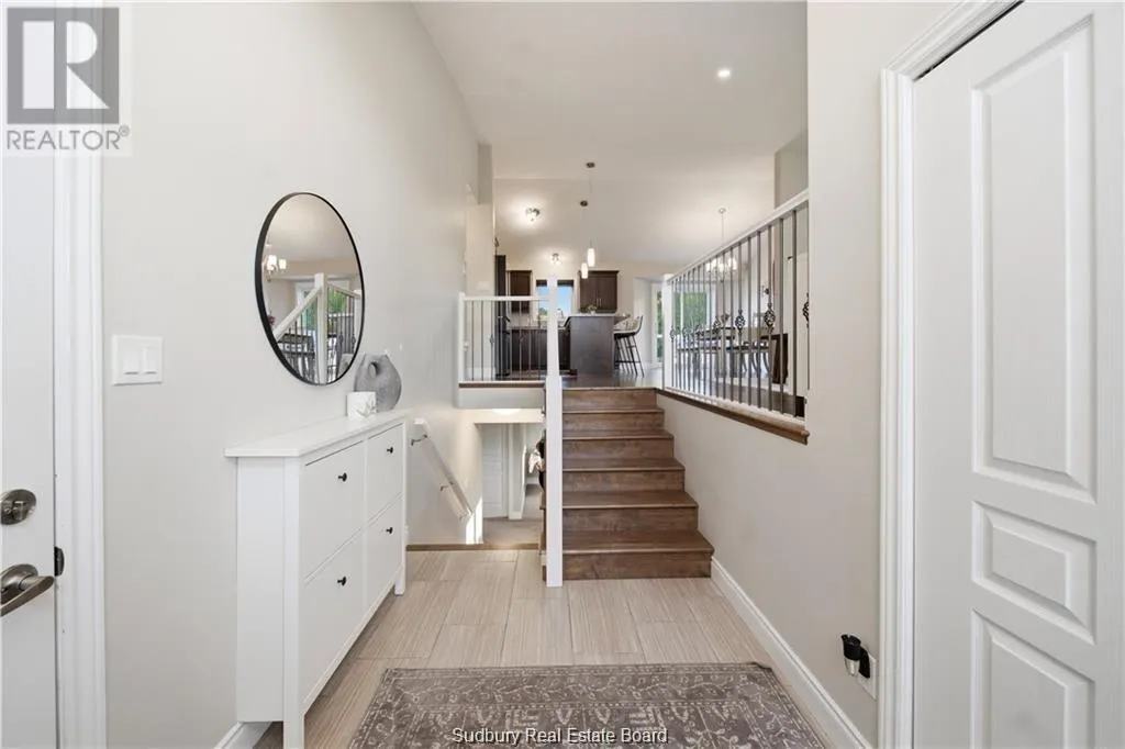 1663 Meadowlark Way