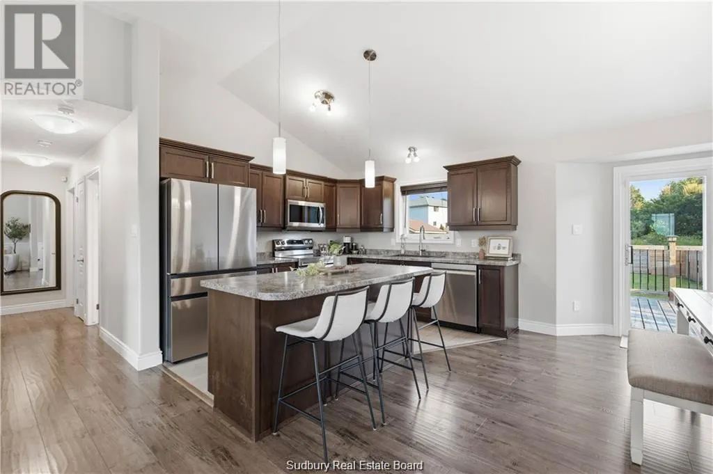 1663 Meadowlark Way
