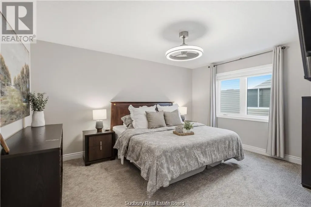 1663 Meadowlark Way