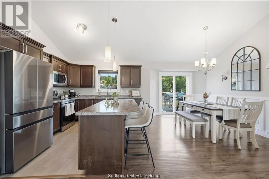 1663 Meadowlark Way