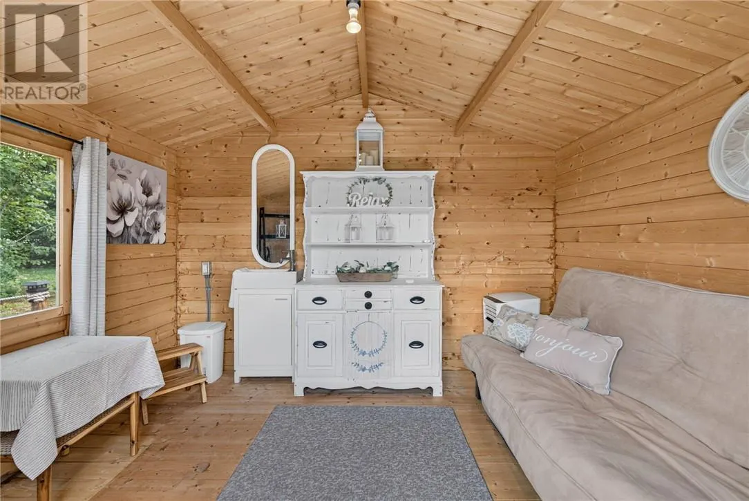64 Forestview