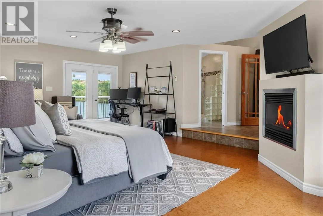 64 Forestview