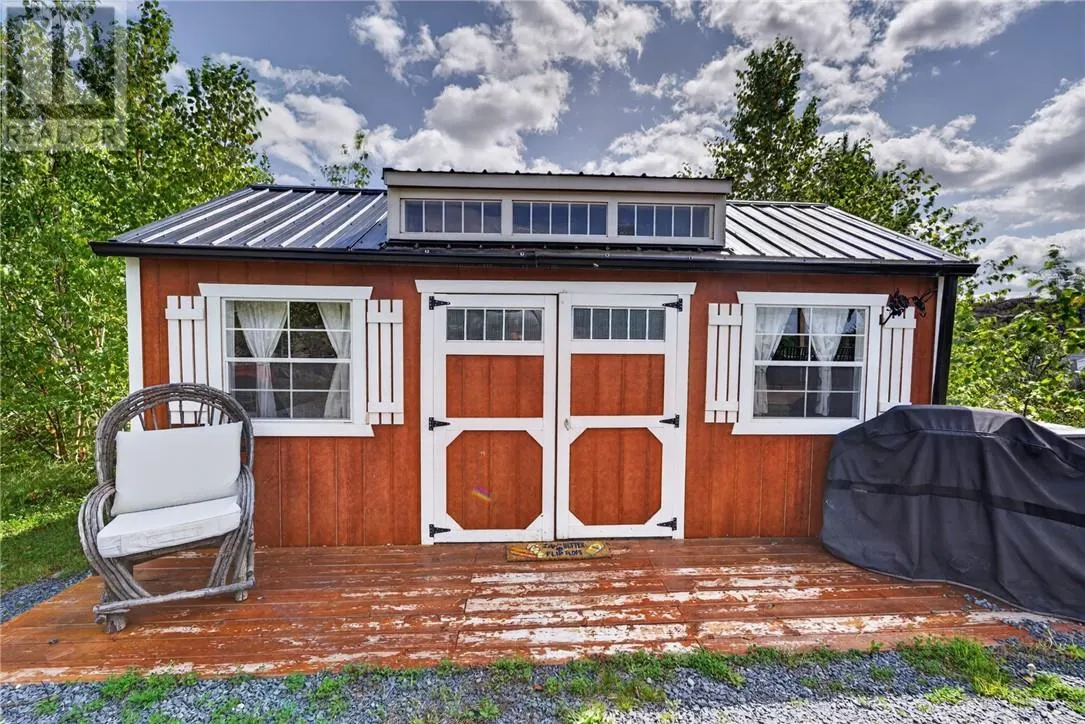 64 Forestview