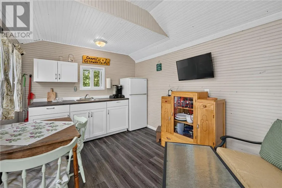 64 Forestview