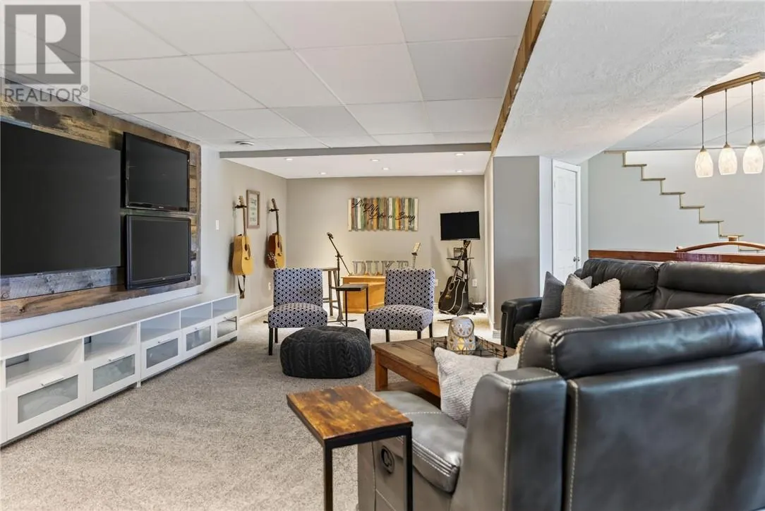 64 Forestview