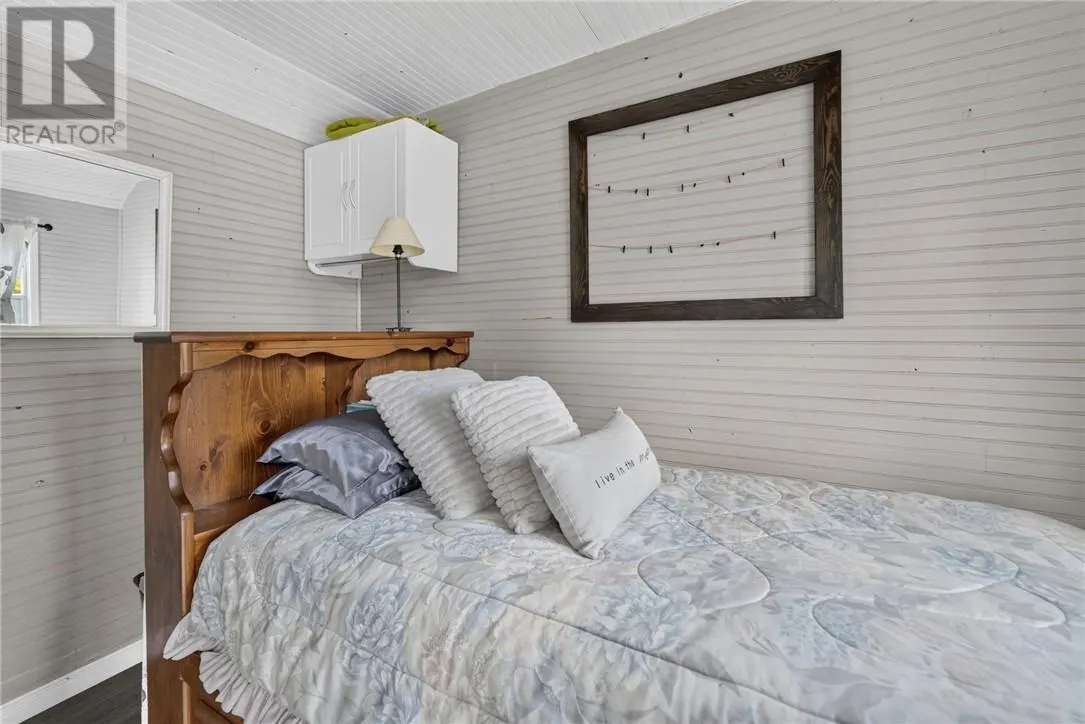 64 Forestview