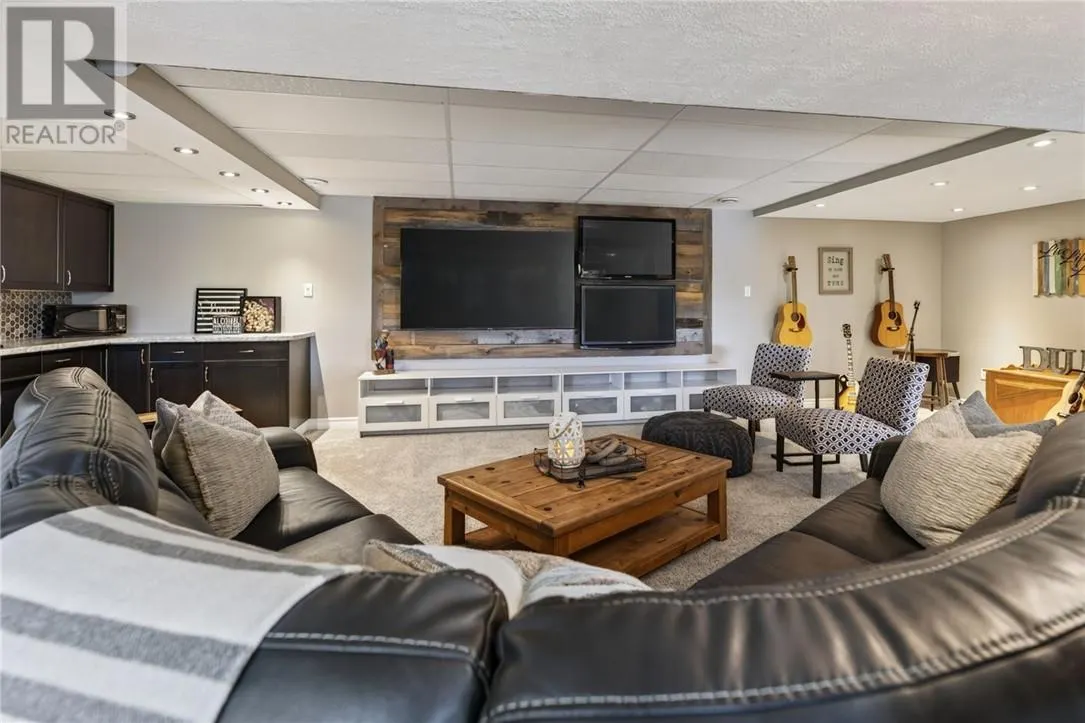 64 Forestview