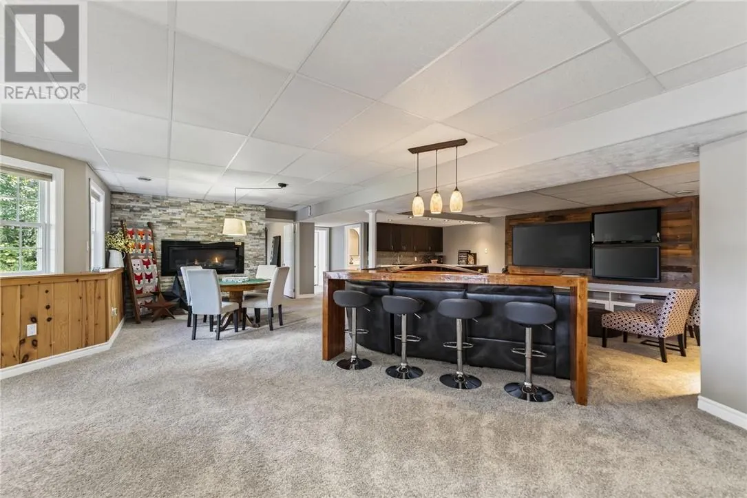 64 Forestview