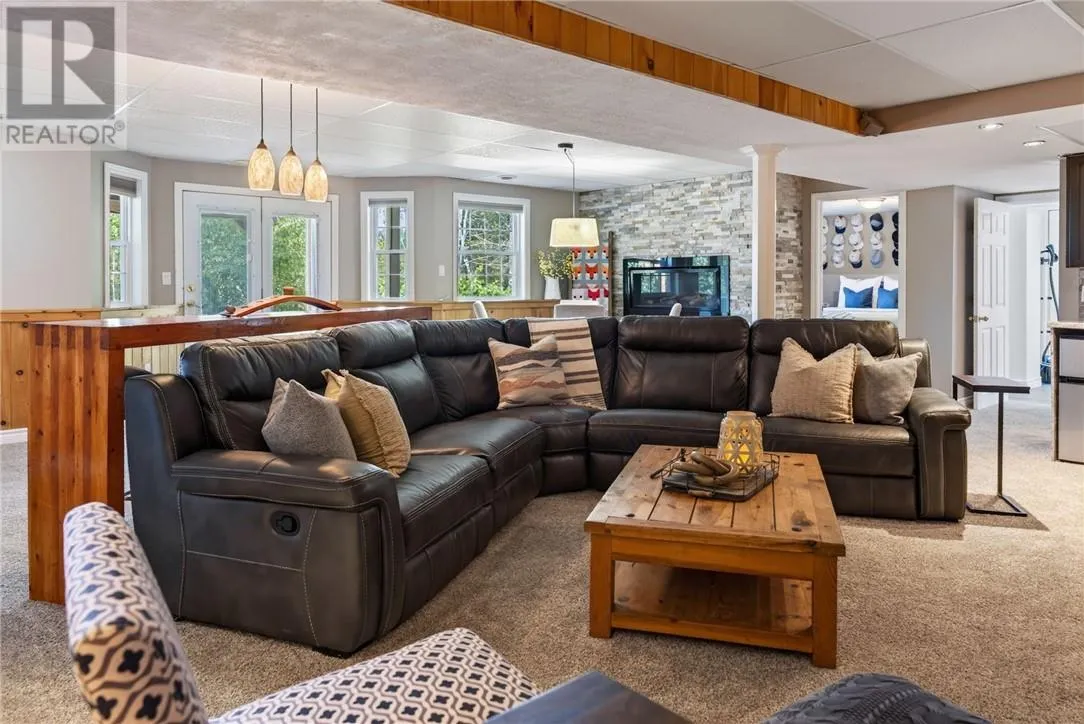 64 Forestview