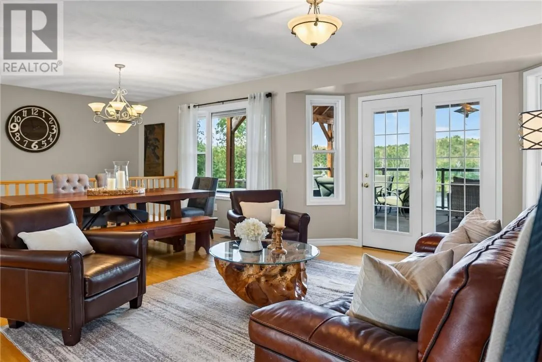 64 Forestview