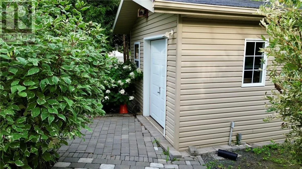 32 Timber Ridge Court