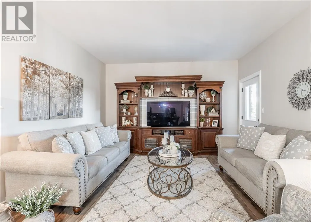 2512 Parkview Drive Unit# B3