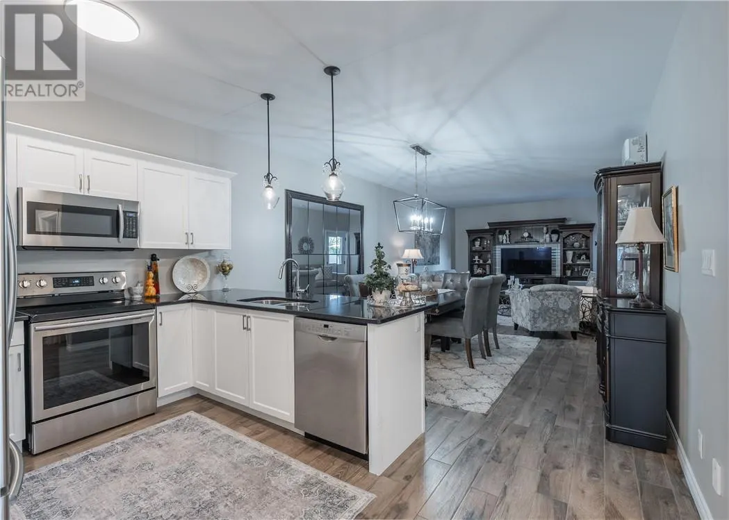 2512 Parkview Drive Unit# B3