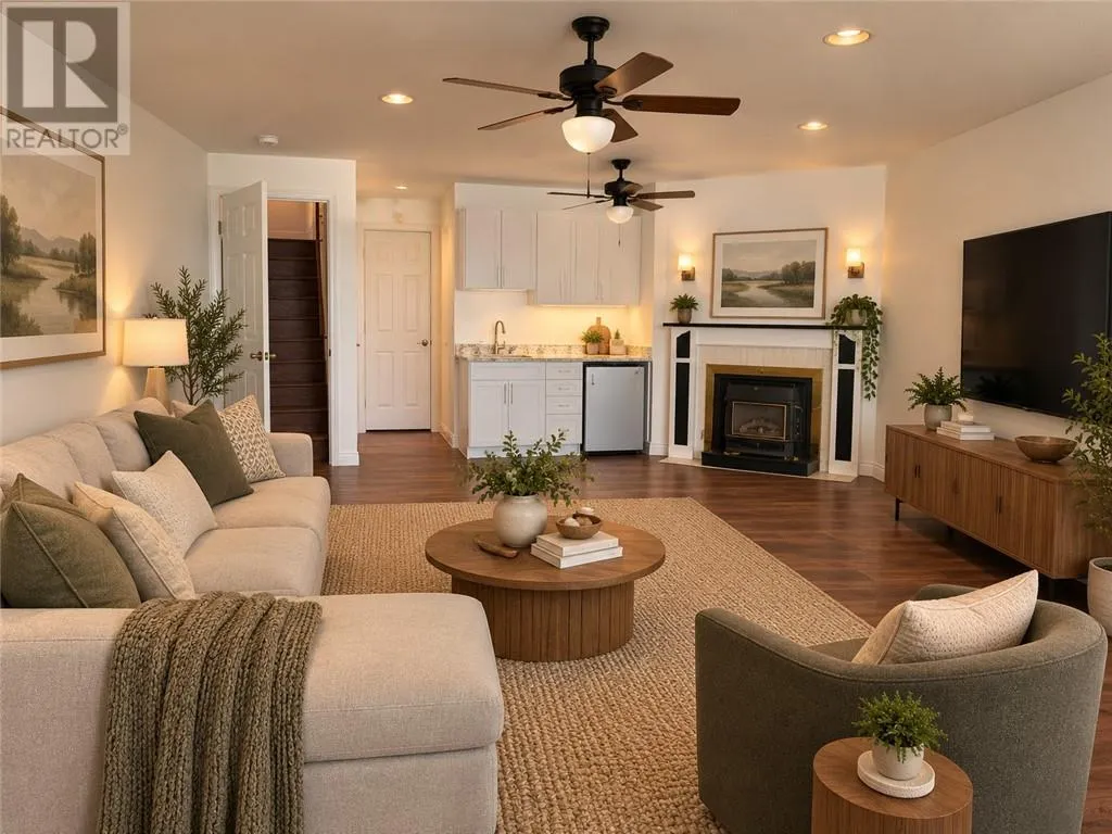 1848 Paris Street Unit# 11