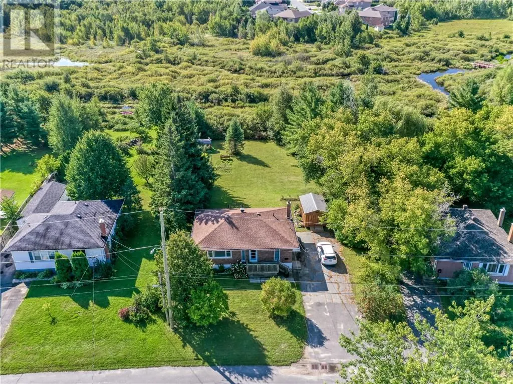 115 Cranbrook Crescent