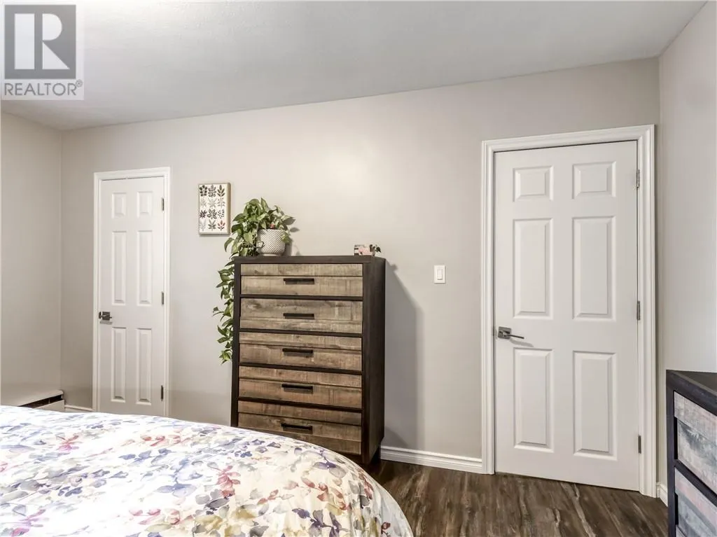 115 Cranbrook Crescent