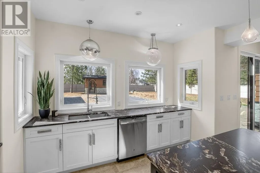 15 Driftwood Avenue