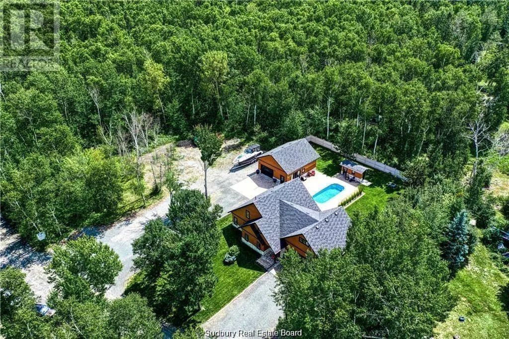 15 Driftwood Avenue