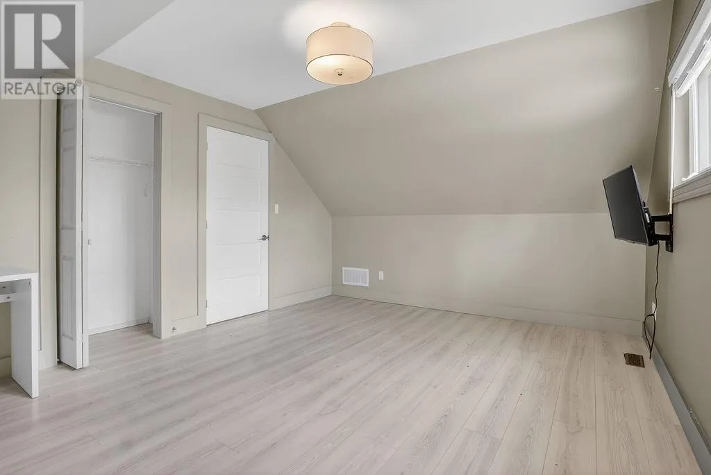 15 Driftwood Avenue