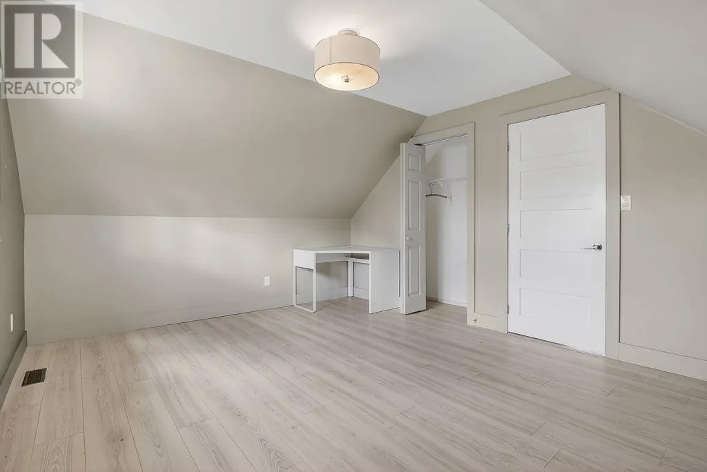 15 Driftwood Avenue