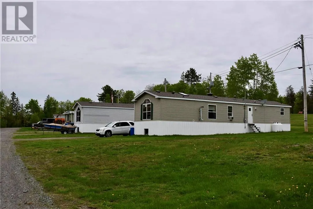 1035 Hwy 17 E