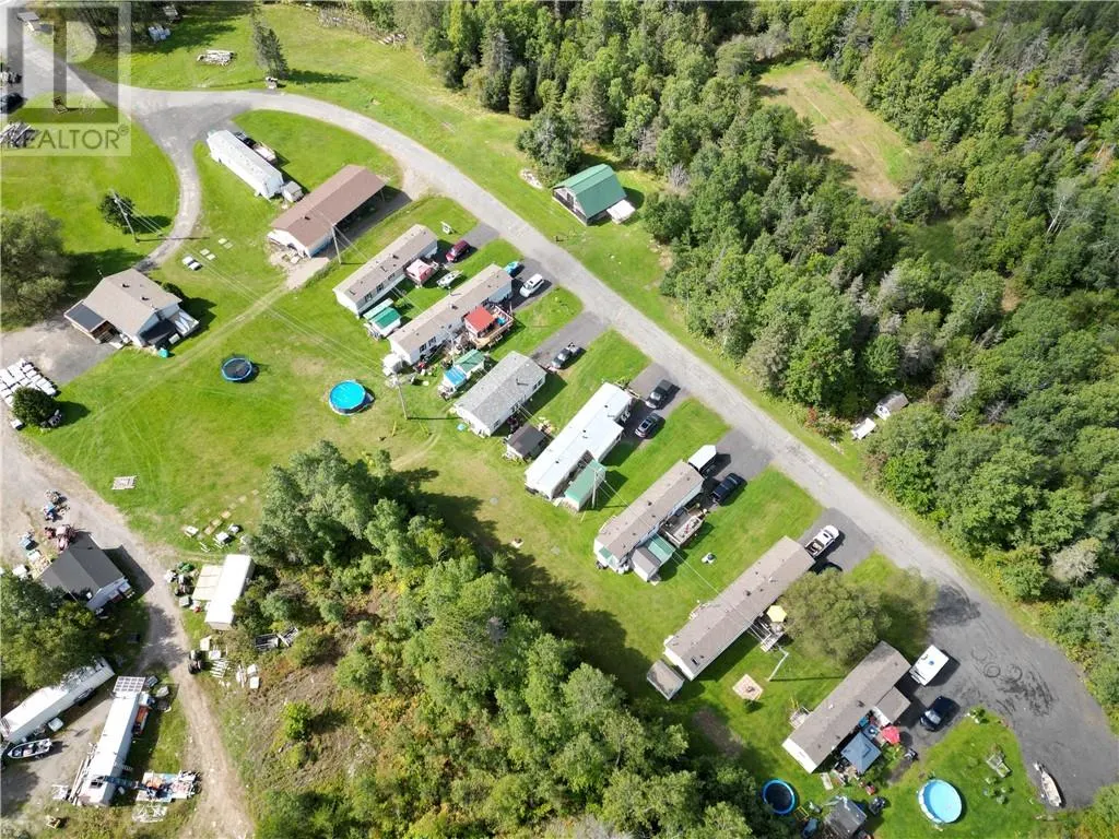 1035 Hwy 17 E