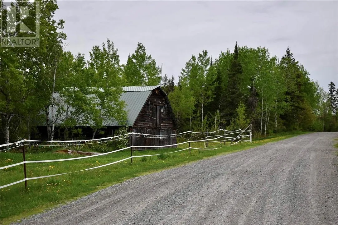 1035 Hwy 17 E