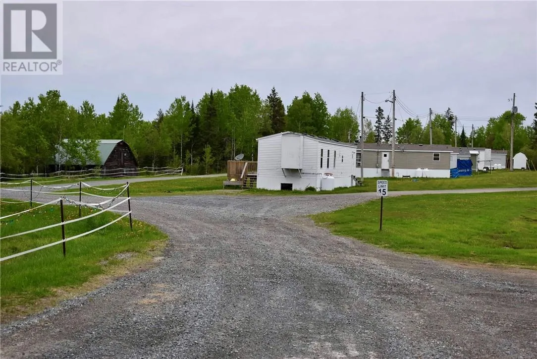 1035 Hwy 17 E