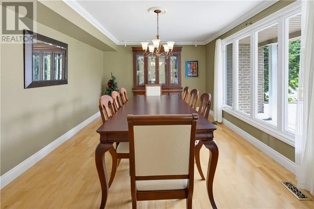 176 Cranbrook