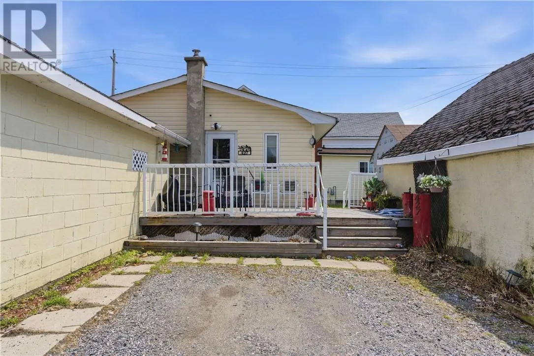 427 Montague Avenue