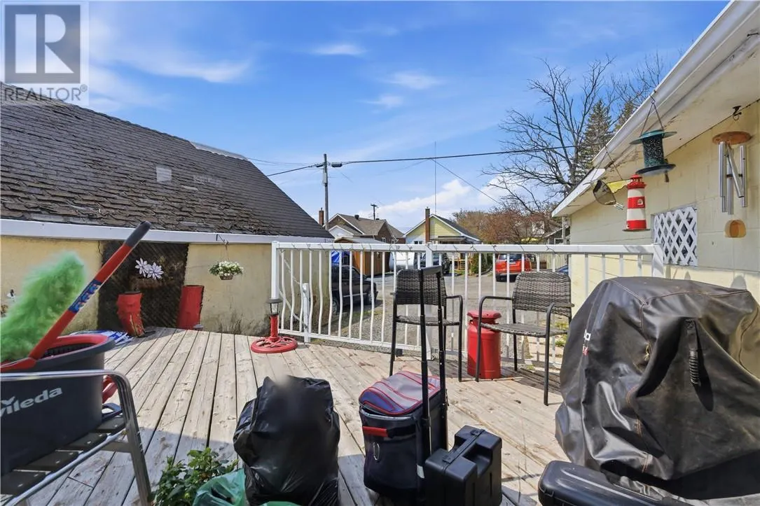 427 Montague Avenue
