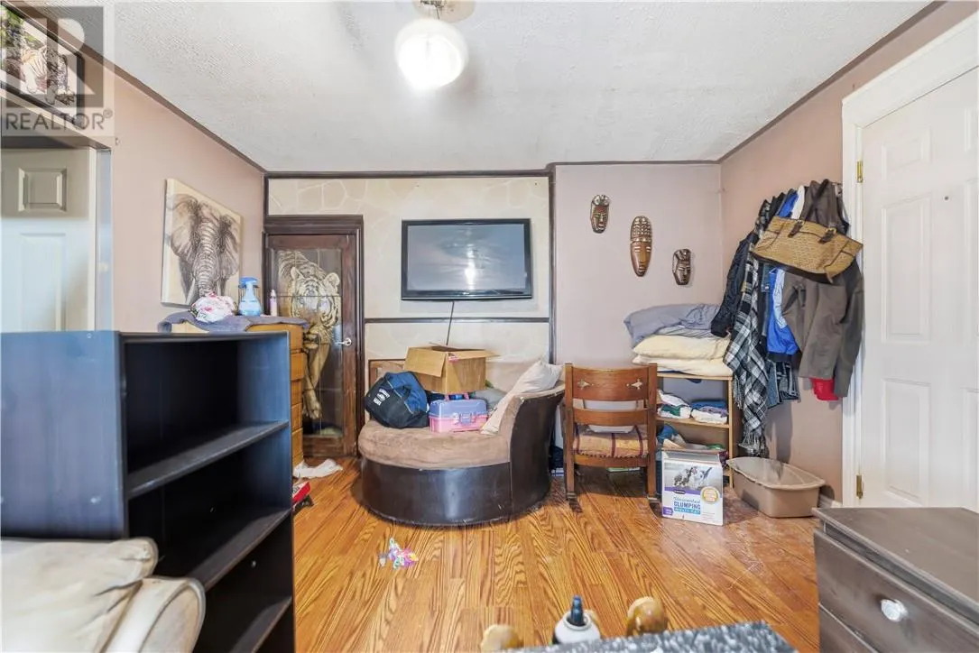 427 Montague Avenue