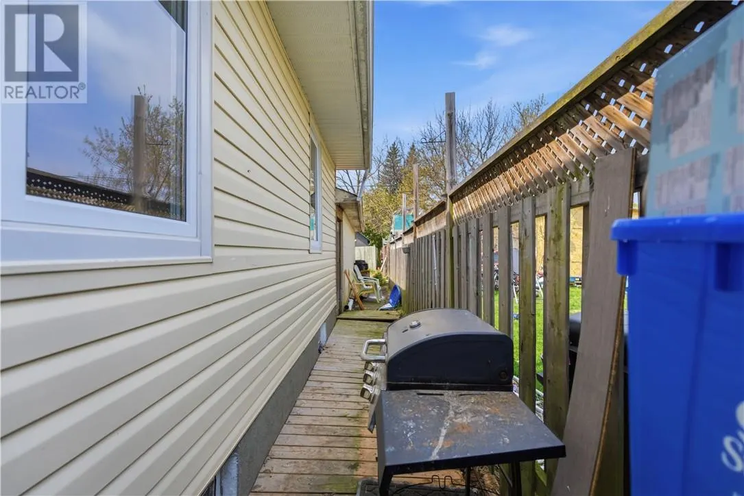 427 Montague Avenue