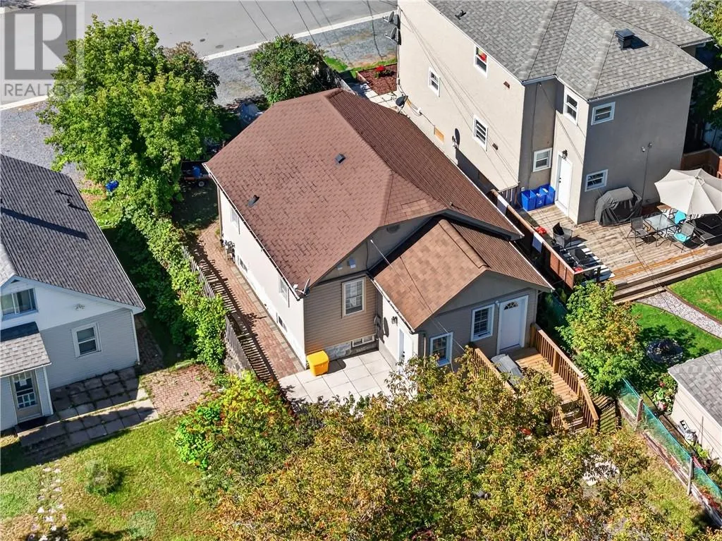 48 Gutcher Avenue