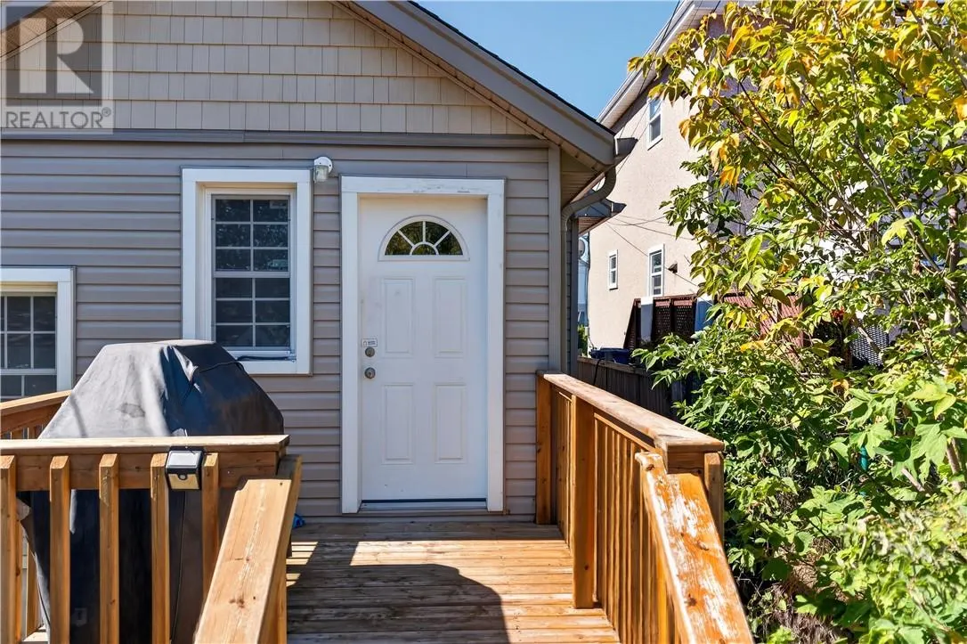 48 Gutcher Avenue