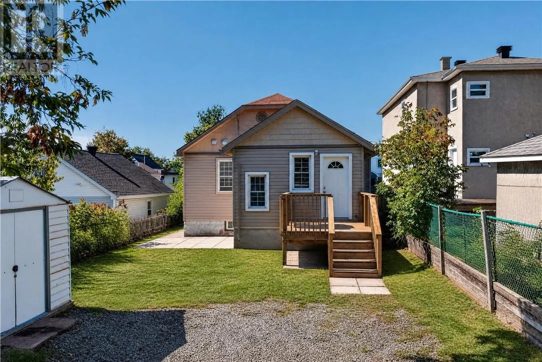 48 Gutcher Avenue