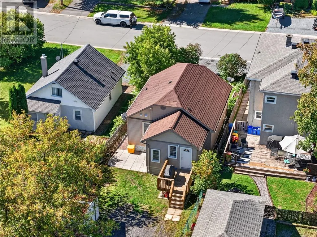 48 Gutcher Avenue