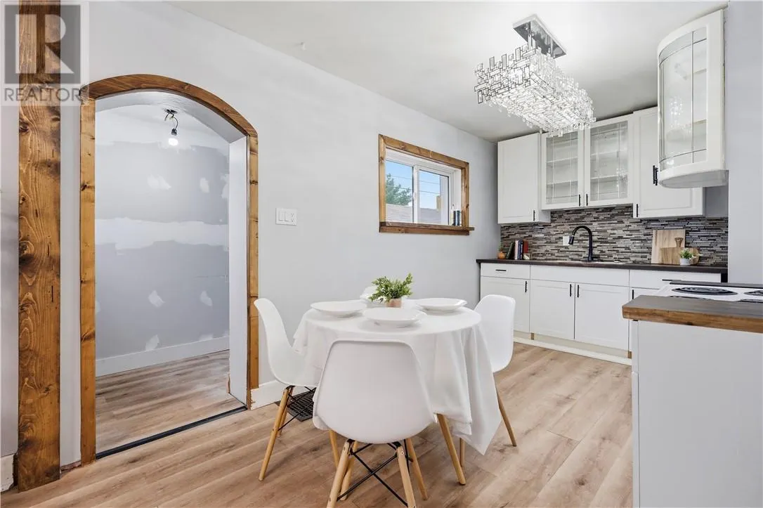 3308 Falconbridge Highway