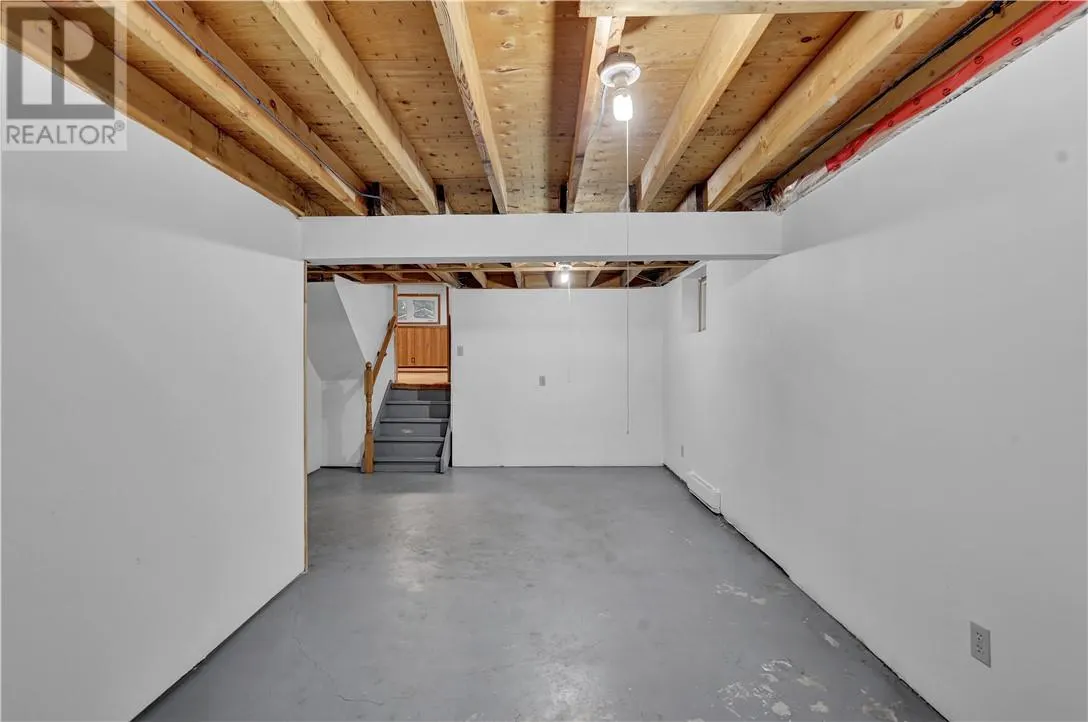 494 James Street