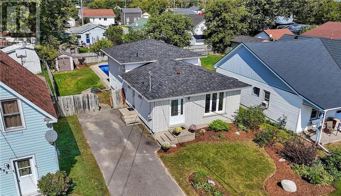 494 James Street