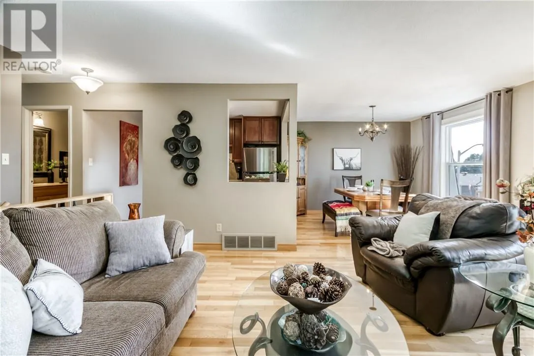 1400 Magnolia Boulevard