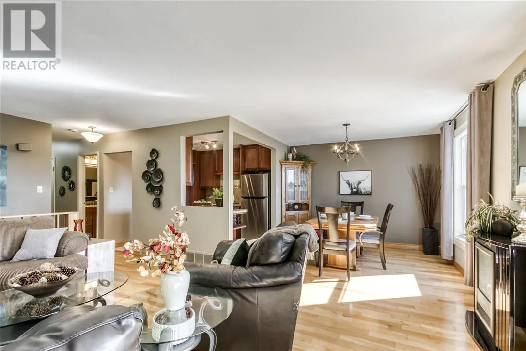 1400 Magnolia Boulevard