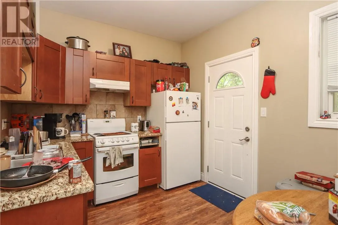 348-352 Howey Drive