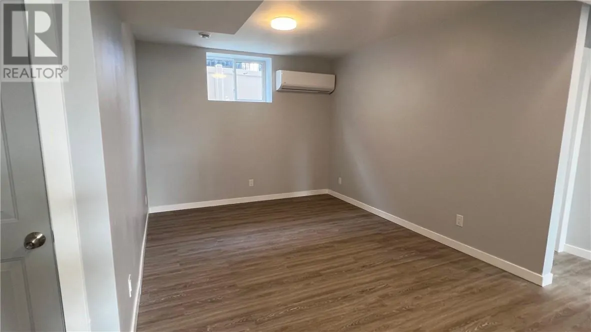 174 JEANINE Street Unit# Lower